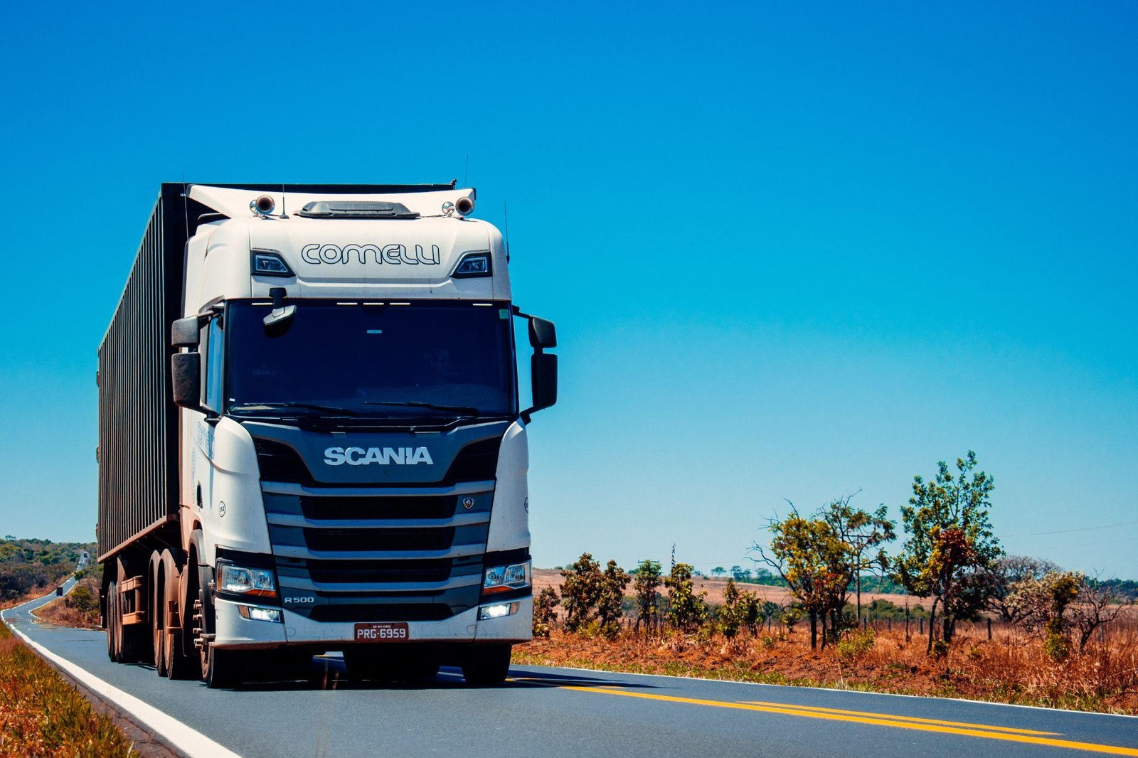 8 Great Reasons To Consider A Career As A Truck Driver Simba 7